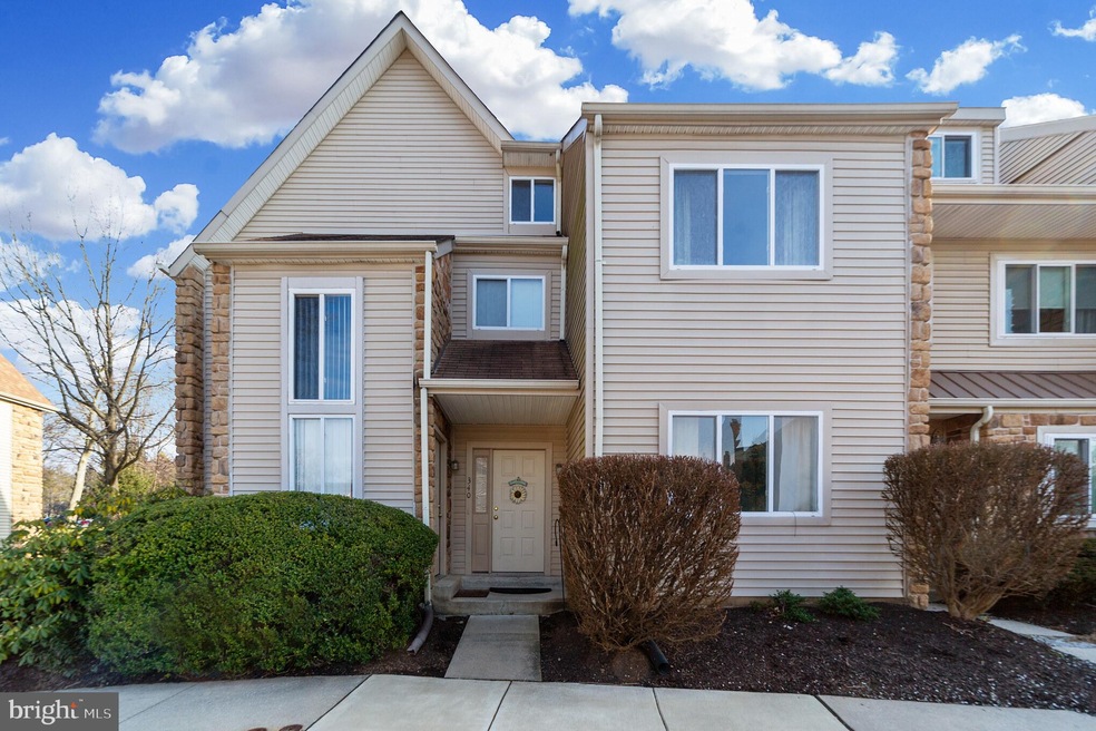 340 Brigade Ct unit 340, Chesterbrook, PA 19087 - photo 1