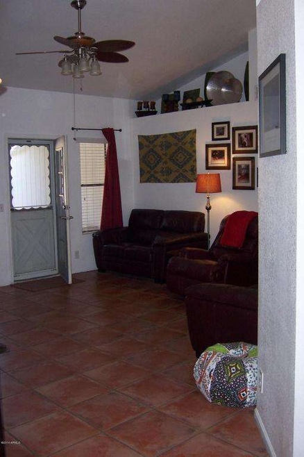 1_Living Room 1
