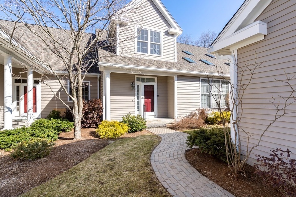 101 Willow Brook Dr, Wayland, MA 01778 - photo 1