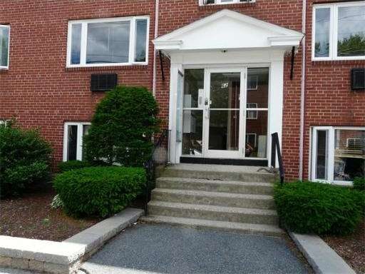 62 Carey Ave unit 5, Watertown, MA 02472 - photo 1