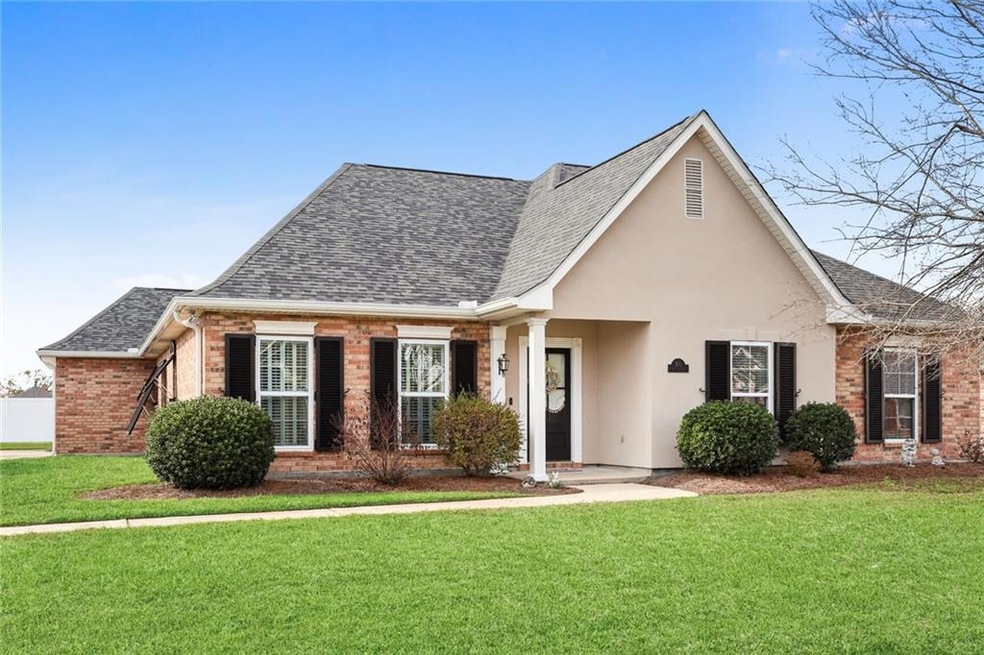 108 Wisteria Ln, Luling, LA 70070 - photo 1