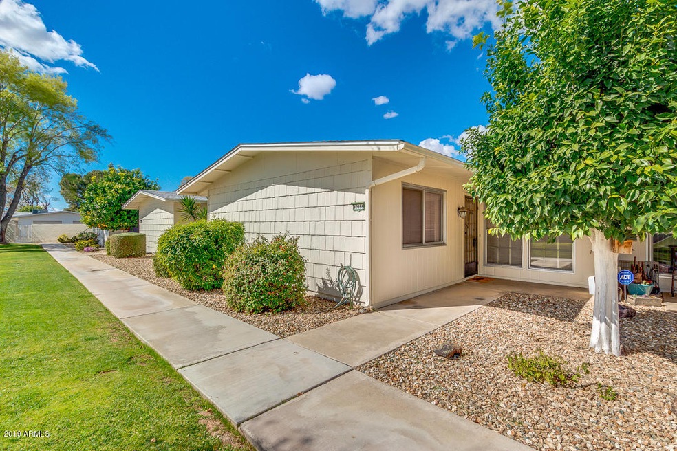 17066 N 105th Ave, Sun City, AZ 85373 - photo 1