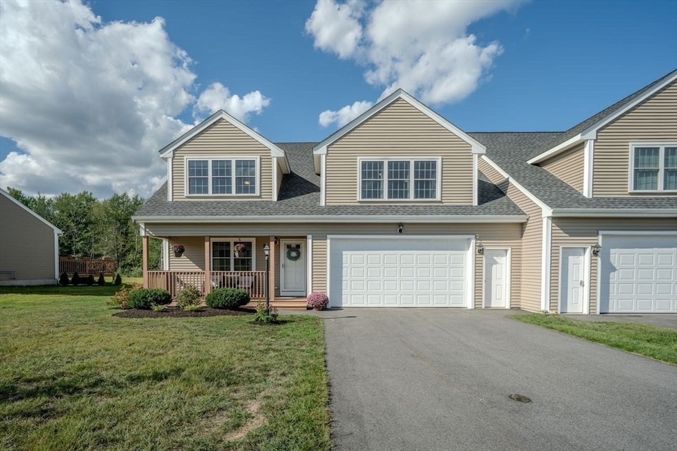 81 Ariel Cir, Sutton, MA 01590 - photo 1