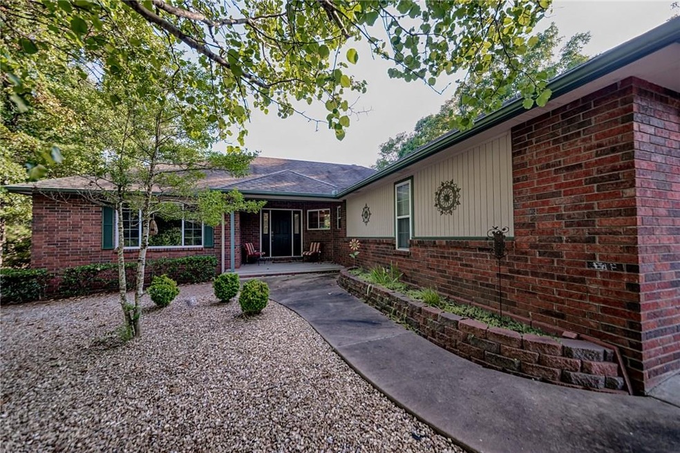 1 Leighton Ln, Bella Vista, AR 72714 - photo 1