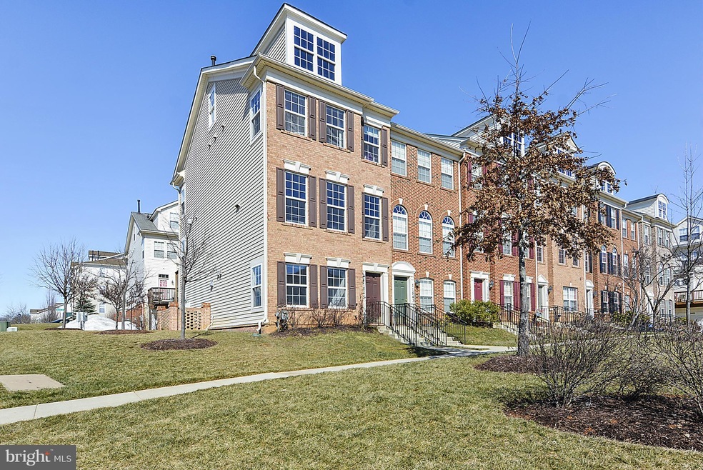 11845 Regents Park Dr, Germantown, MD 20876 - photo 1