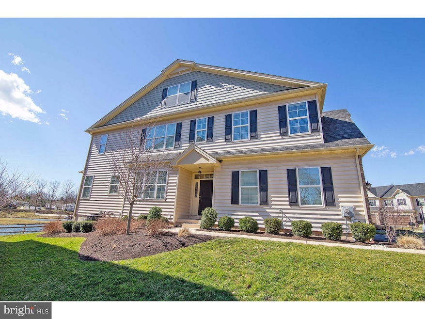 354 Newbury Ct, North Wales, PA 19454 - photo 1