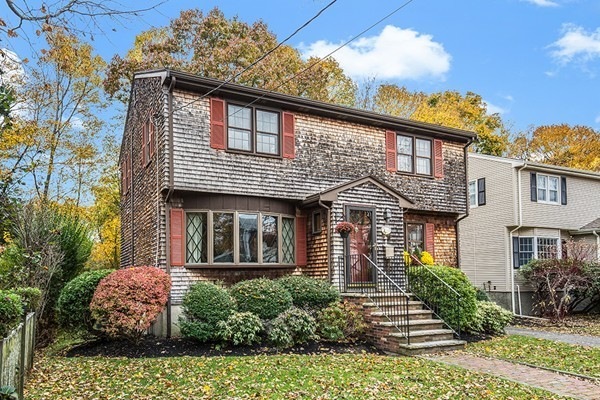 10 Devereux Terrace, Marblehead, MA 01945 - photo 1