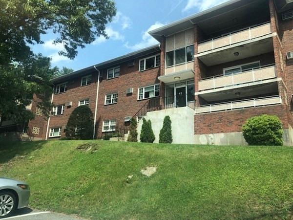 45 Jacqueline Rd unit 8, Waltham, MA 02452 - photo 1