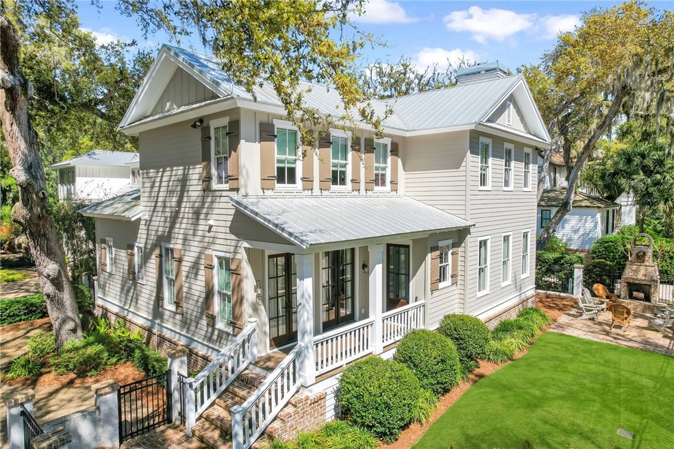 1071 Village Oaks Ln, St. Simons Island, GA 31522 - photo 1