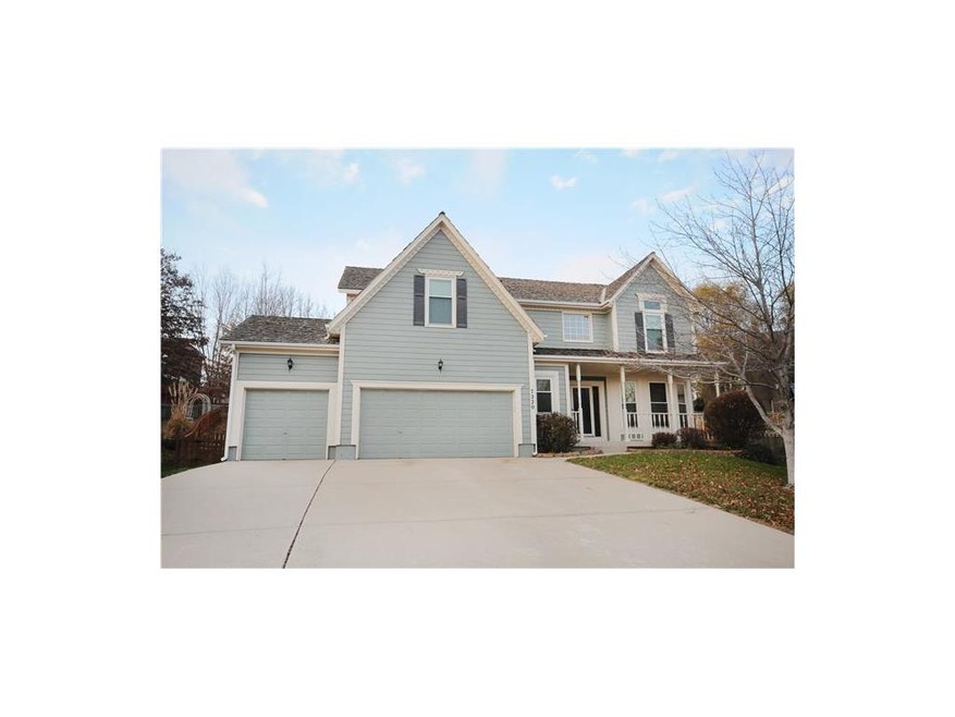 7220 Widmer St, Shawnee, KS 66216