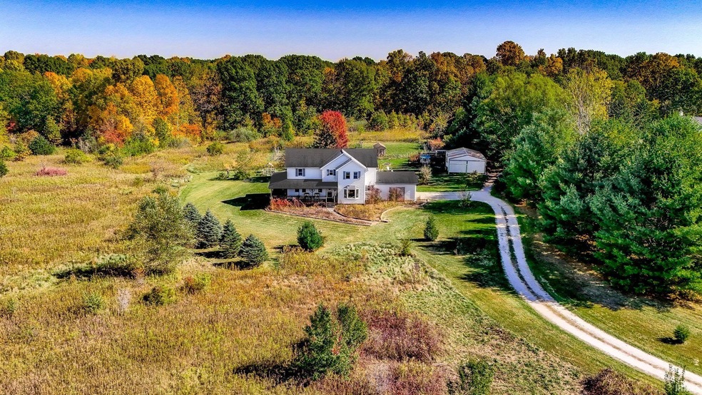 1105 Chenoweth Ln, West Lafayette, IN 47906 - photo 1