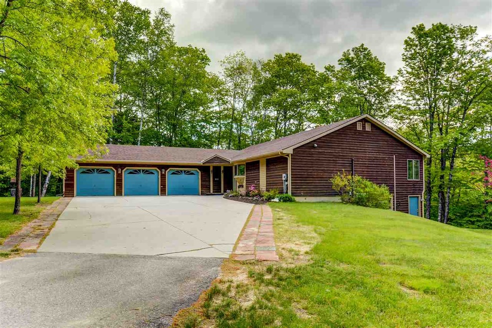 646 Upper Mad River Rd, Thornton, NH 03285 - photo 1