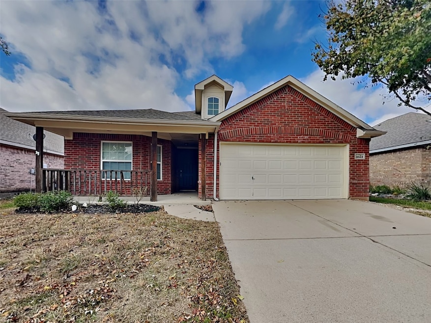 unlisted-address, Waxahachie, TX 75165 - photo 1