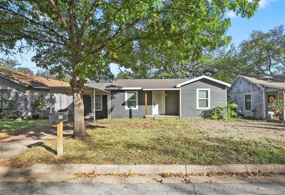 1517 W Sears St, Denison, TX 75020 - photo 1