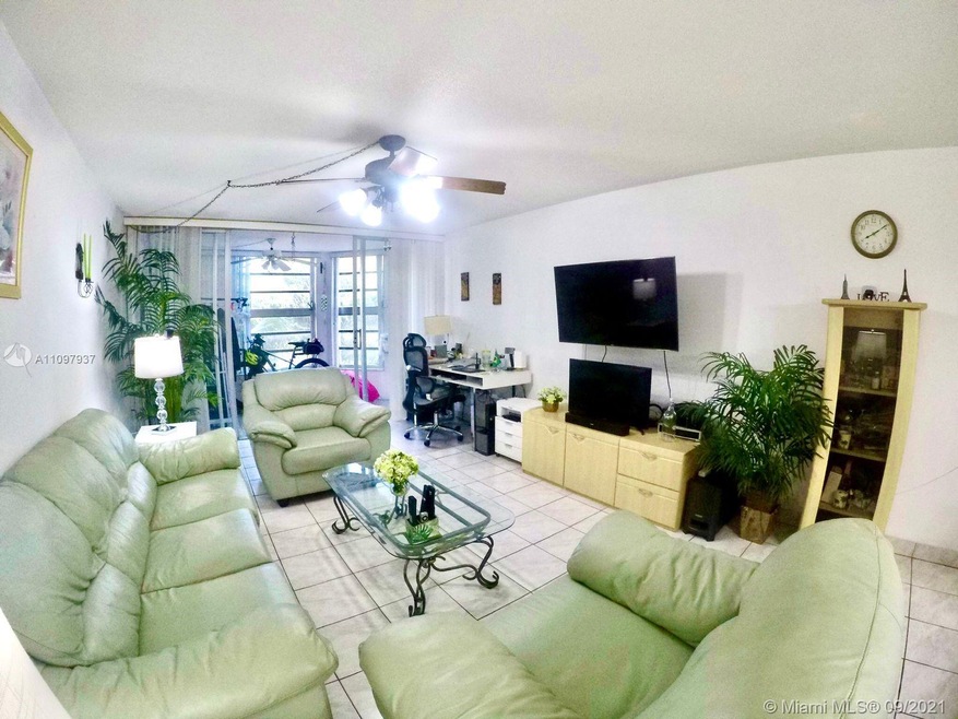 1701 NE 191st St unit A310, Miami, FL 33179 - photo 1