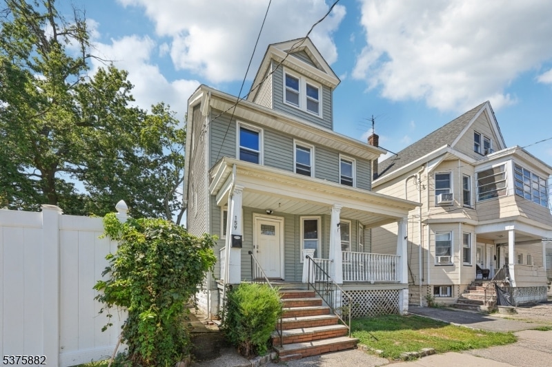 163 Laurel Ave, Irvington, NJ 07111 - photo 1