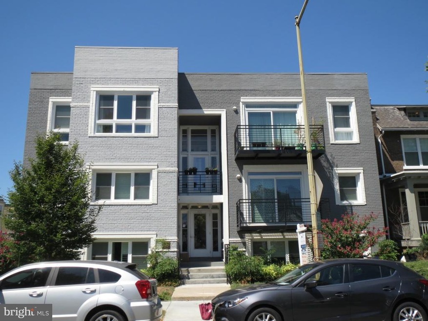 321 18th St SE unit 7, Washington, DC 20003 - photo 1