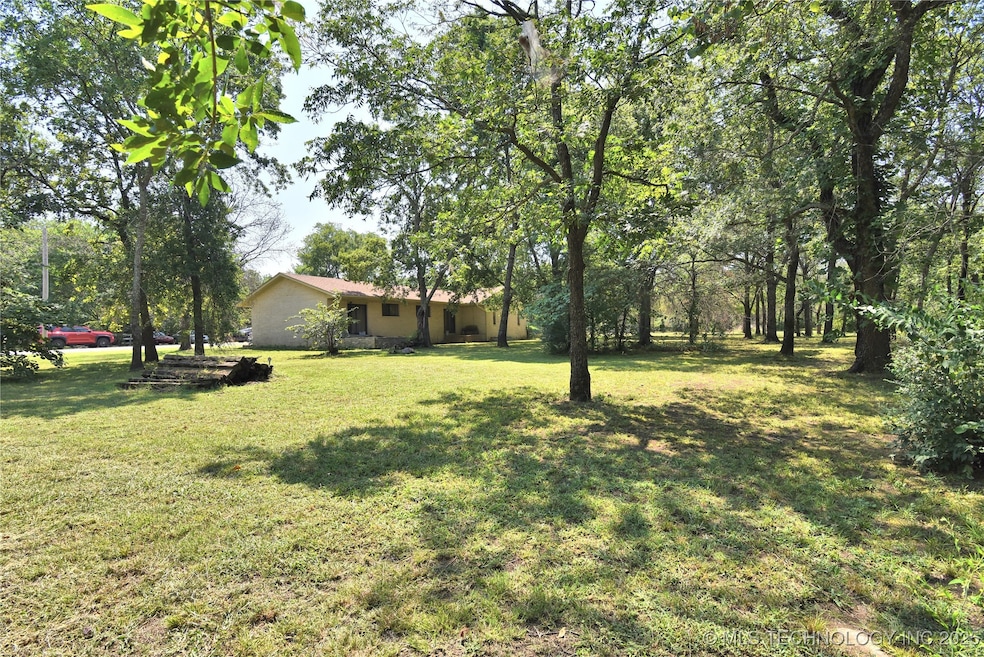 9452 E 460 Rd, Claremore, OK 74017 - photo 1