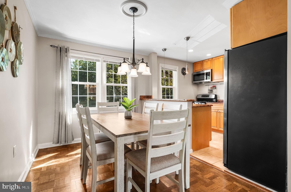 6725 W Wakefield Dr unit B1, Alexandria, VA 22307 - photo 1