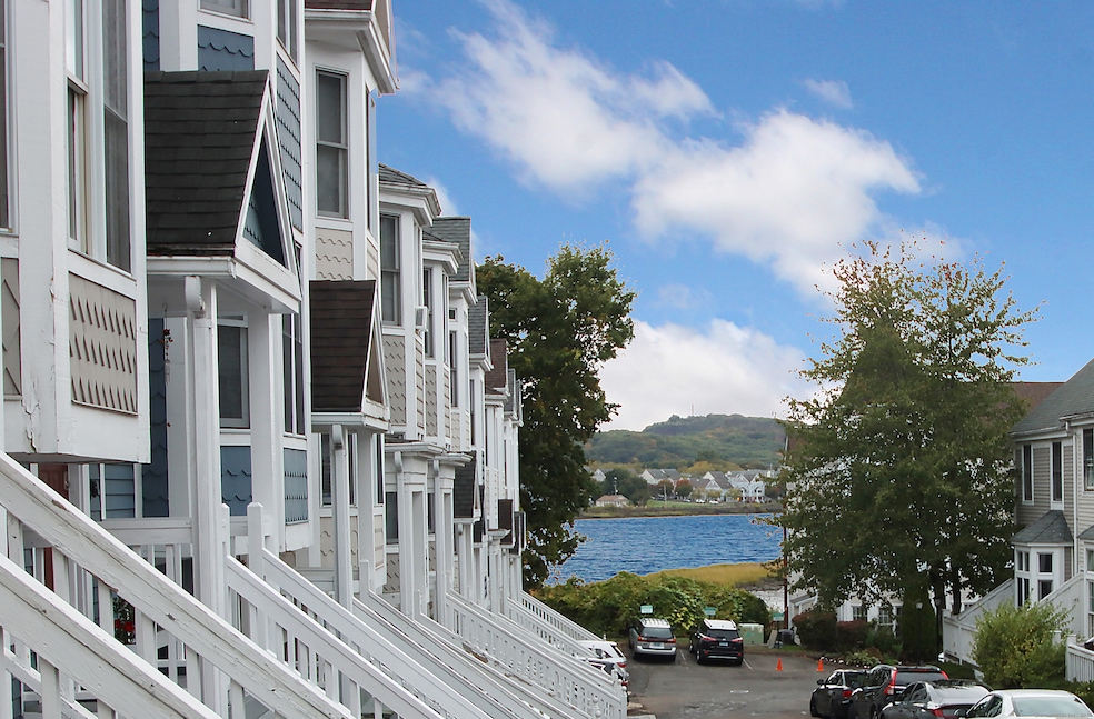 916 Quinnipiac Ave unit 2, New Haven, CT 06513 - photo 1