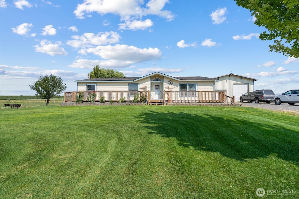 131108 W King Tull Rd, Prosser, WA 99350 - photo 1