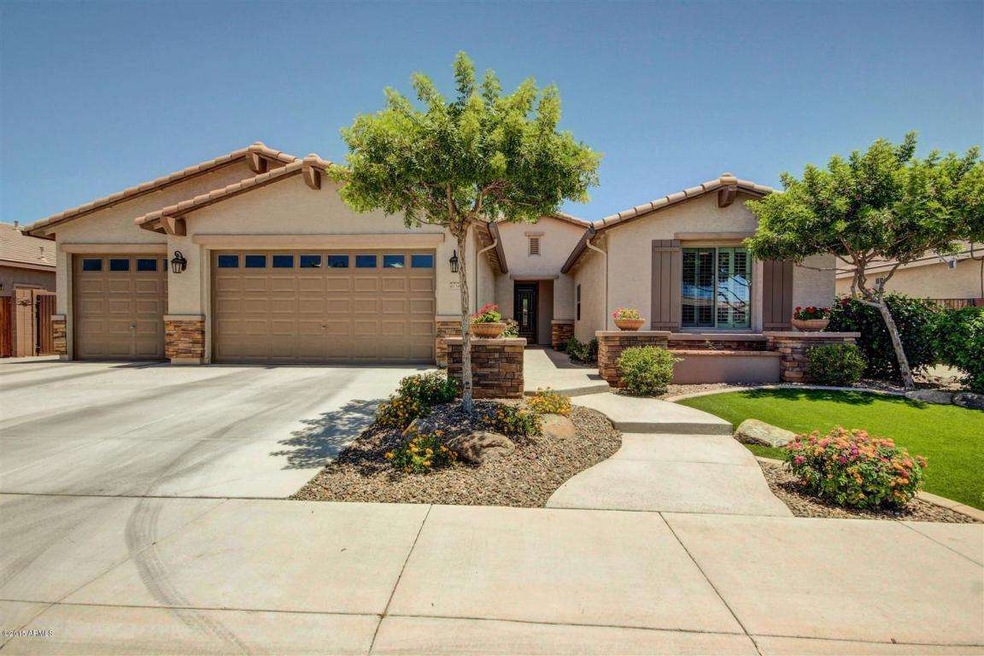 41349 N Jarnigan Place, San Tan Valley, AZ 85140 - photo 1