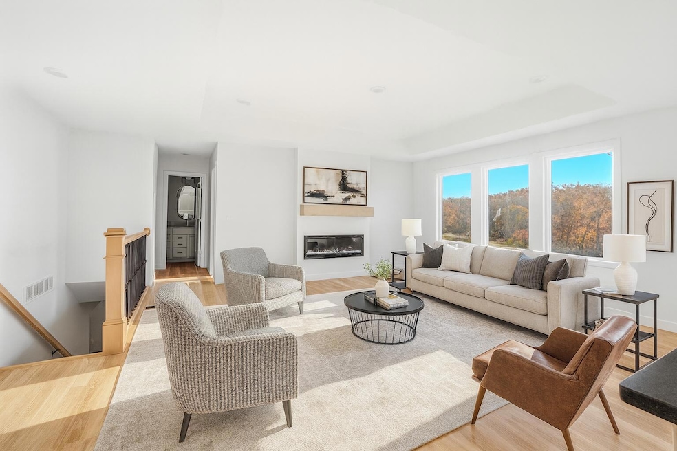 For Sale $539,900 • Co-Listing Agent