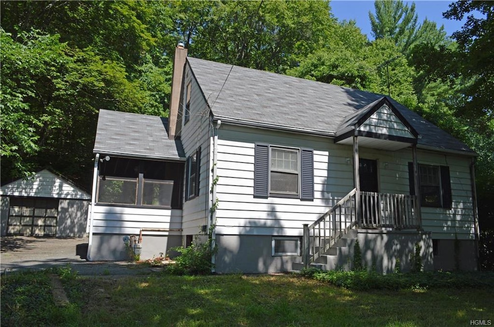 252 Haverstraw Rd, Suffern, NY 10901 - photo 1