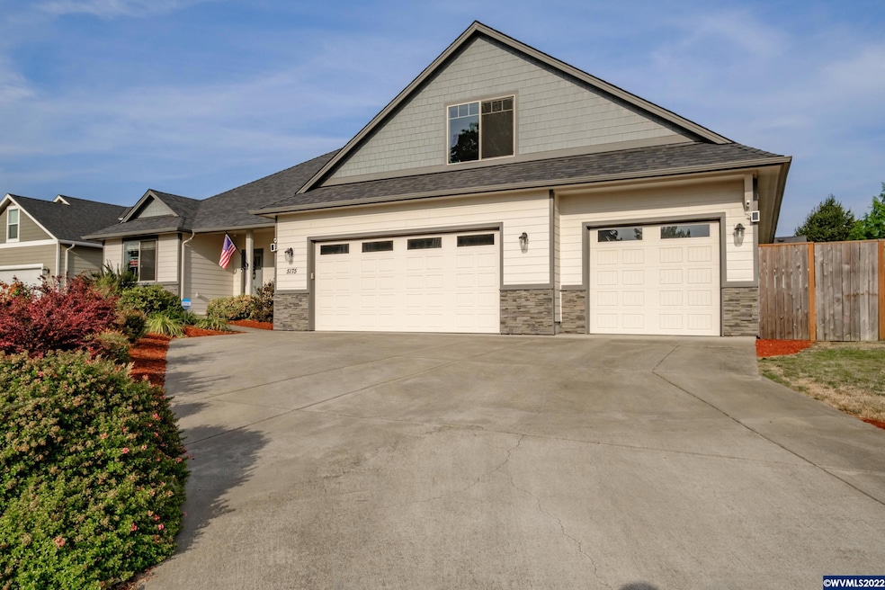 5175 NE Blake Ct, Albany, OR 97321 - photo 1