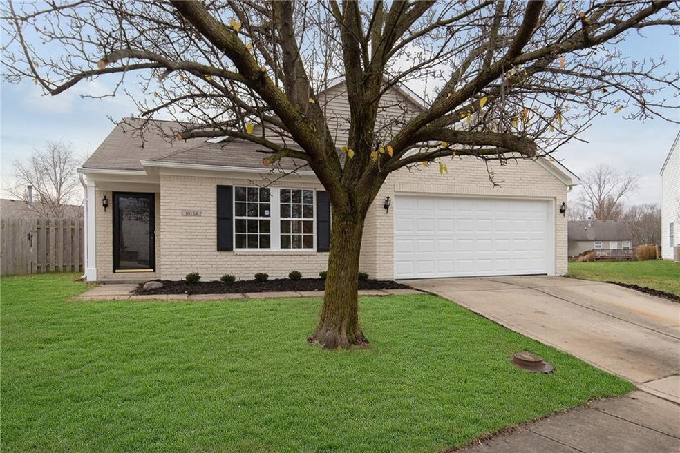 10154 Lothbury Cir, Fishers, IN 46037 - photo 1