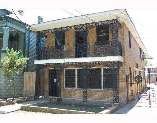 Facade/Exterior Front.