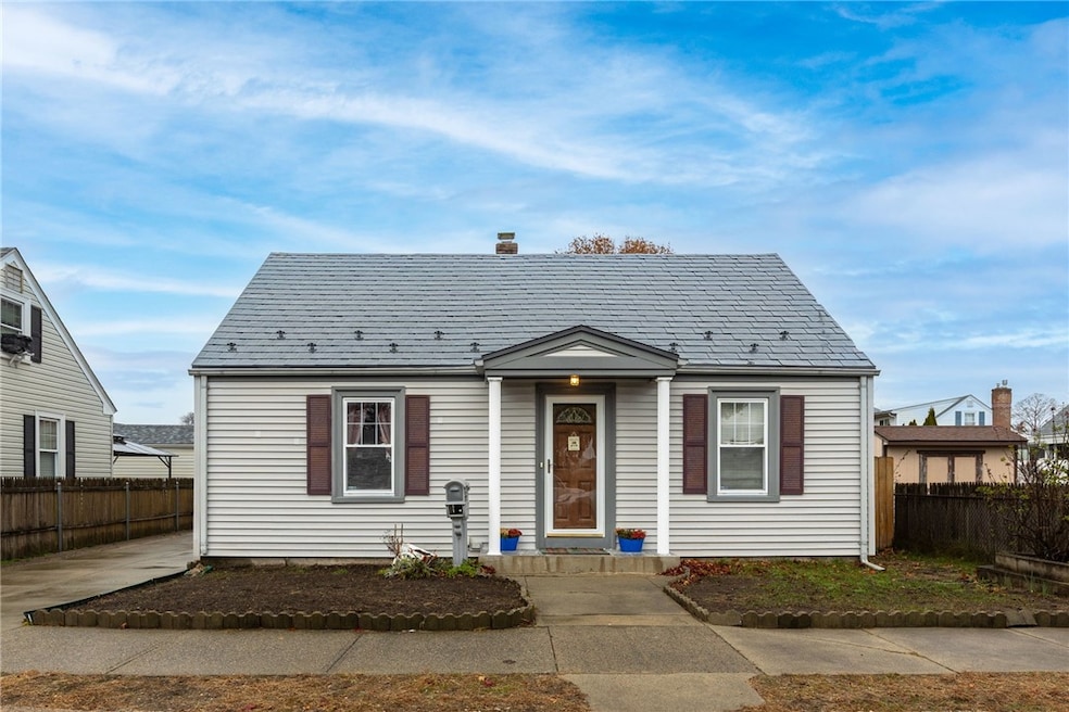 66 State St, Pawtucket, RI 02861 - photo 1