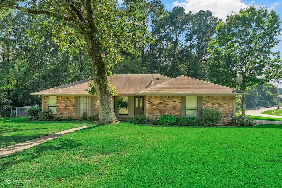 8104 Cardigan Way, Shreveport, LA 71129 - photo 1