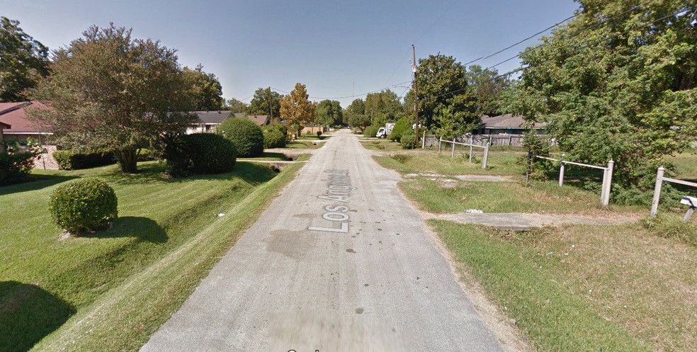 4912 Los Angeles St, Houston, TX 77026 - photo 1