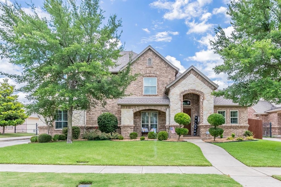 3324 Austin Ct, Hurst, TX 76054 - photo 1