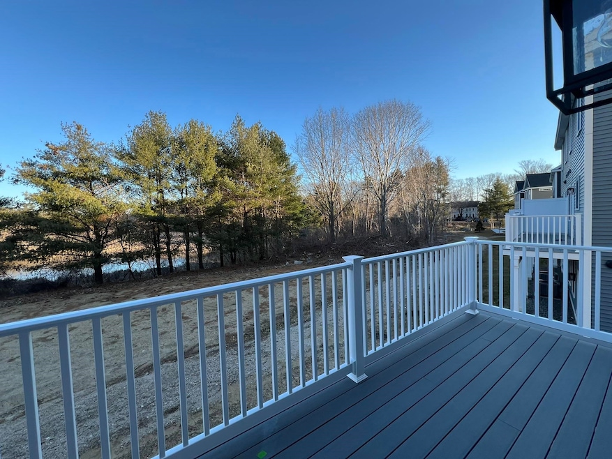 24 Juniper Ln, Portsmouth, NH 03801 - photo 1