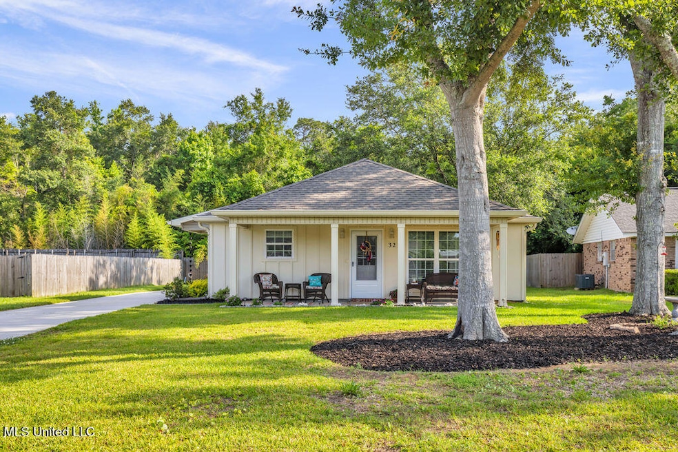 32PembrookCir-1