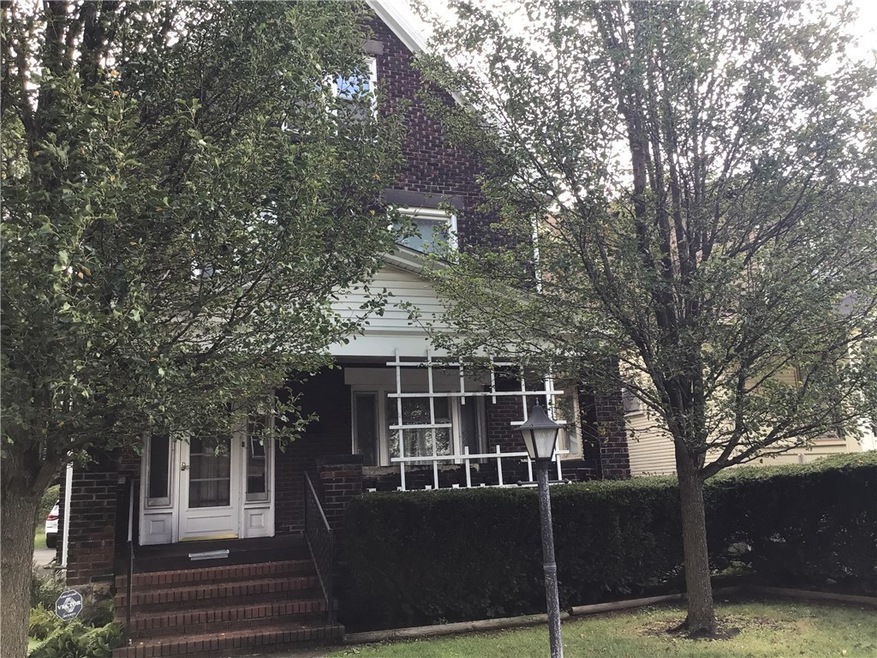 711 Spruce Ave, Sharon, PA 16146 - photo 1