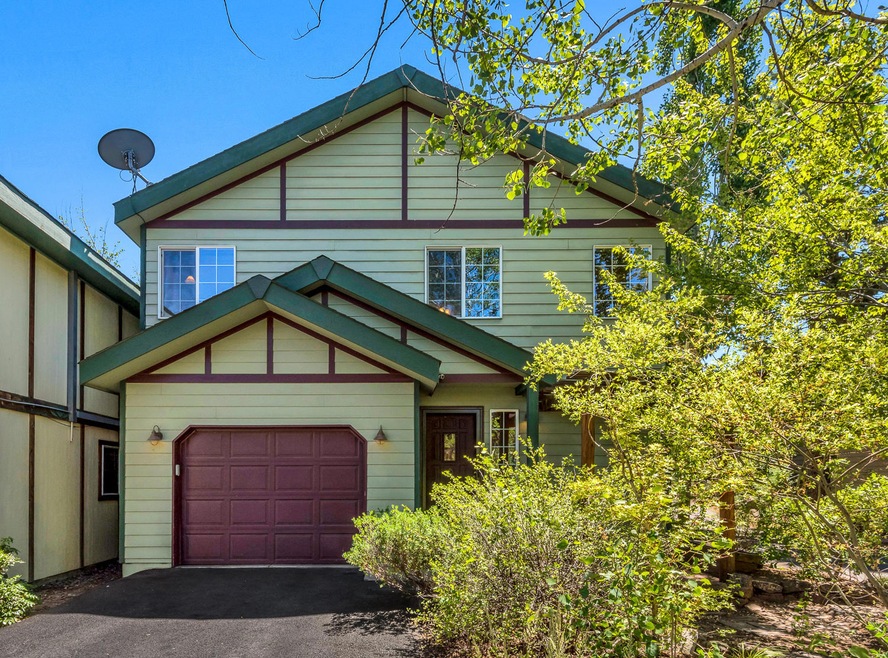 2645 NE Community 1