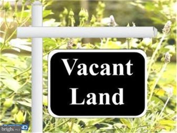 835 Cooper St, Woodbury, NJ 08096 - photo 1