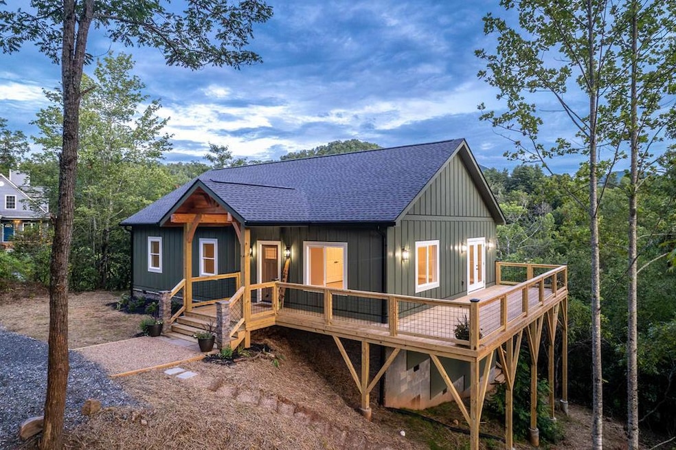 Pending $424,900