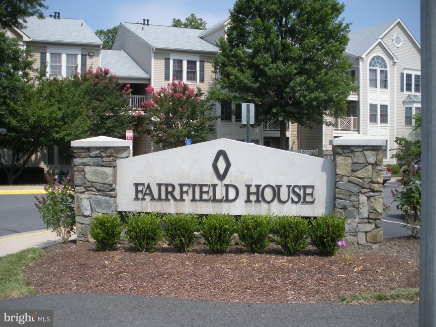 12233 Fairfield House Dr unit 202B, Fairfax, VA 22033 - photo 1