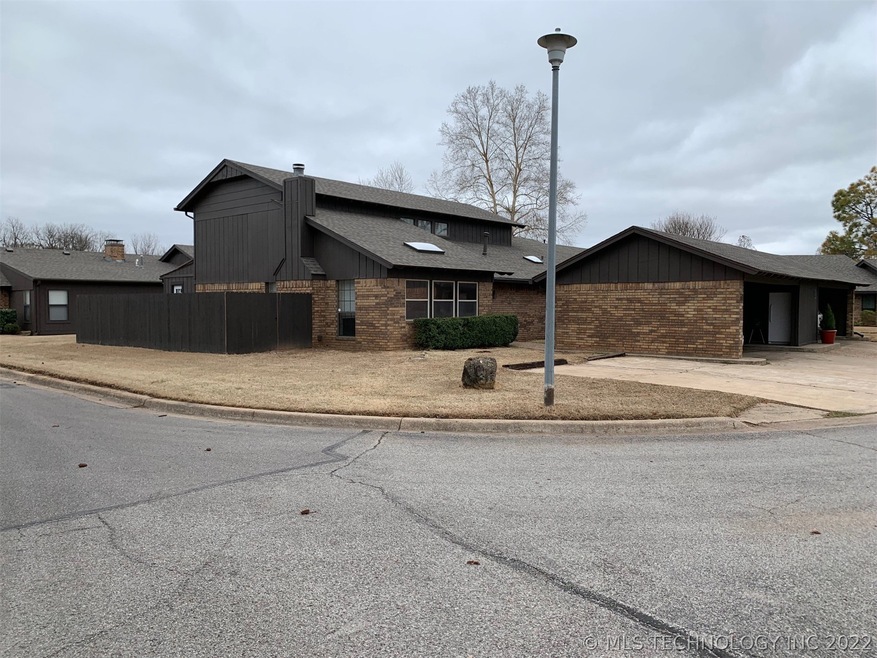 Corner lot