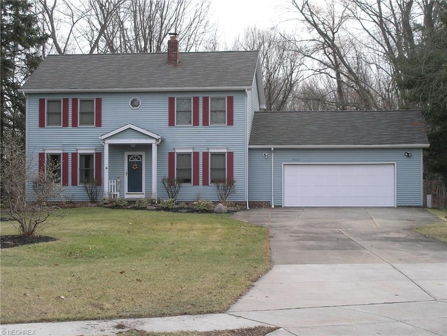Extra wide 110 foot driveway at 34120 Pettibone Ro