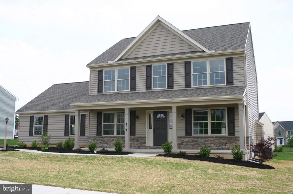 707 Arbor Rose Ave unit 40, Mount Joy, PA 17552 - photo 1