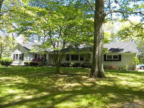 unlisted-address, Glen Head, NY 11545 - photo 1