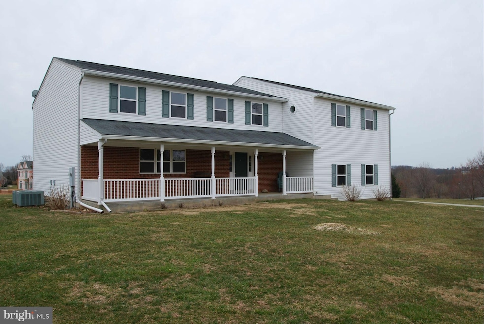 10008 Blue Banner Dr, Germantown, MD 20876 - photo 1