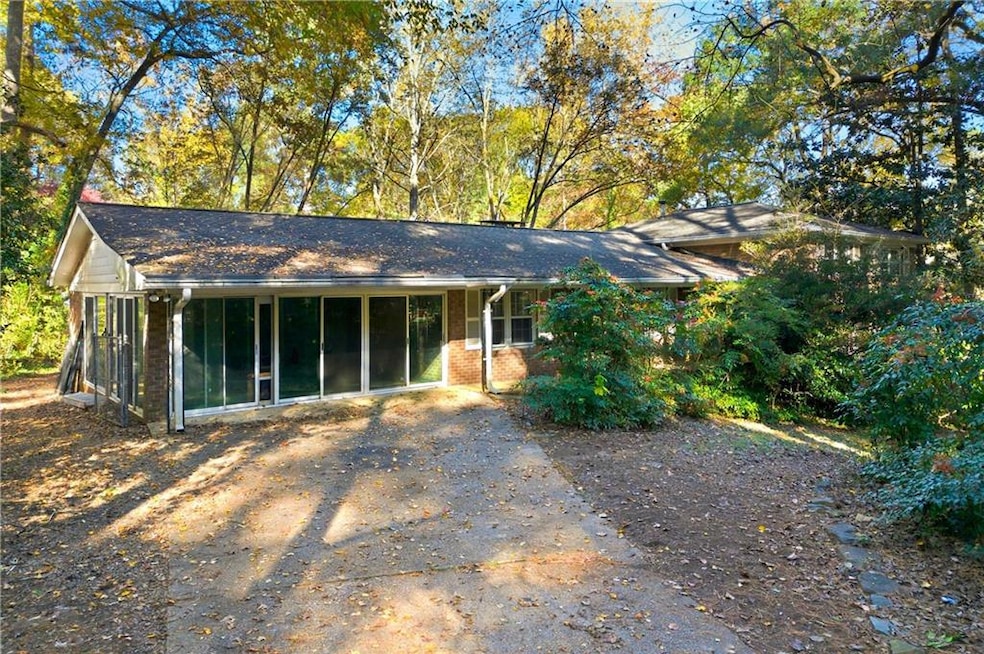 For Sale $400,000 • Co-Listing Agent