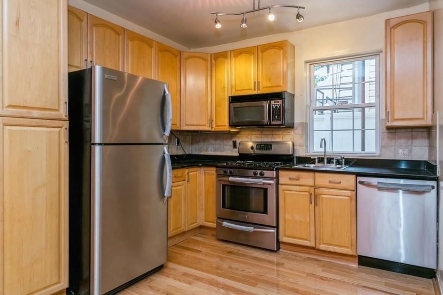 320 6th St unit 1, Union City, NJ 07087 - photo 1