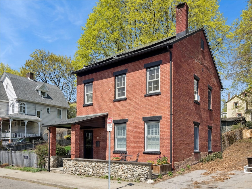 Sold $830,000 • Co-Listing Agent